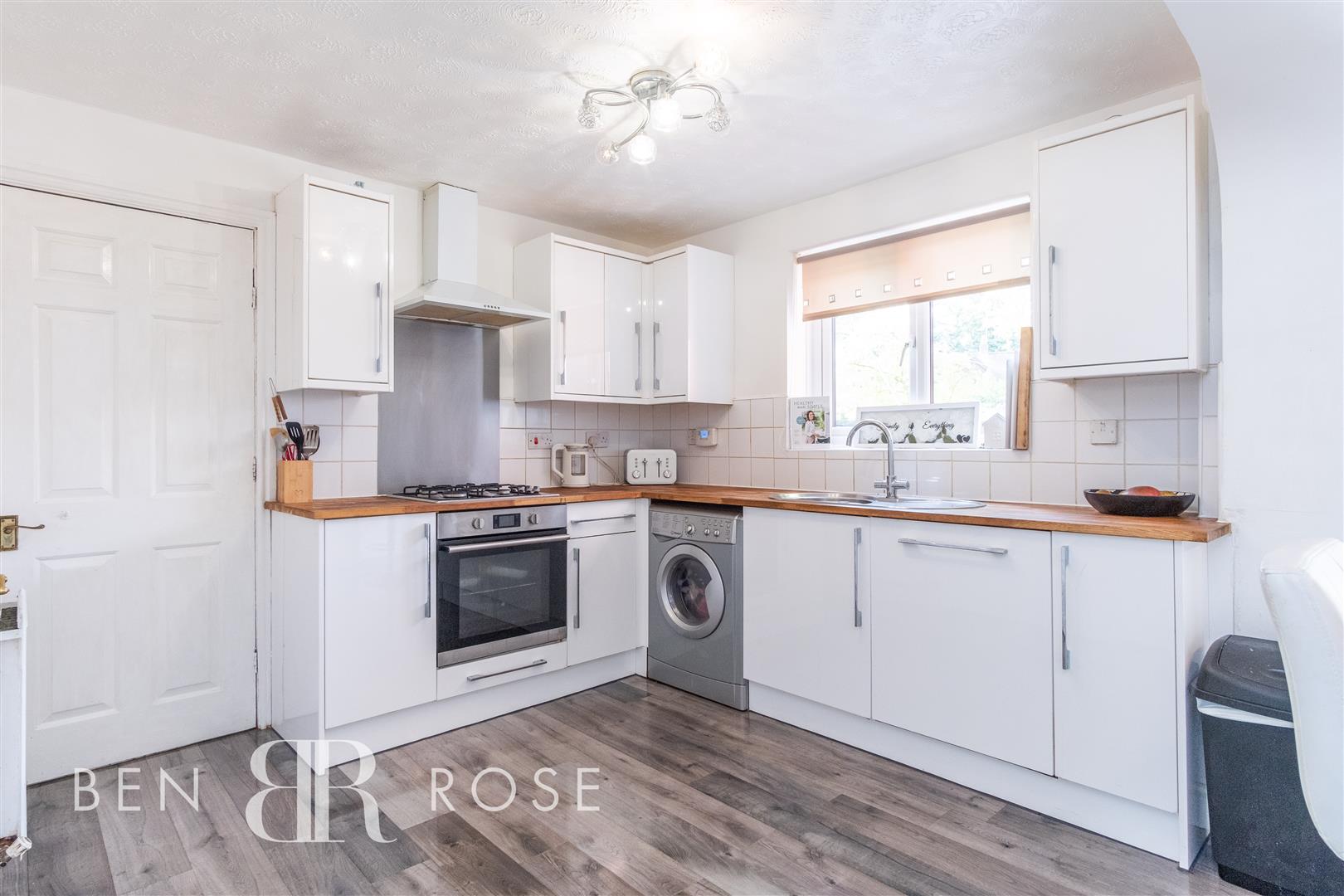 Ridge Way, Preston